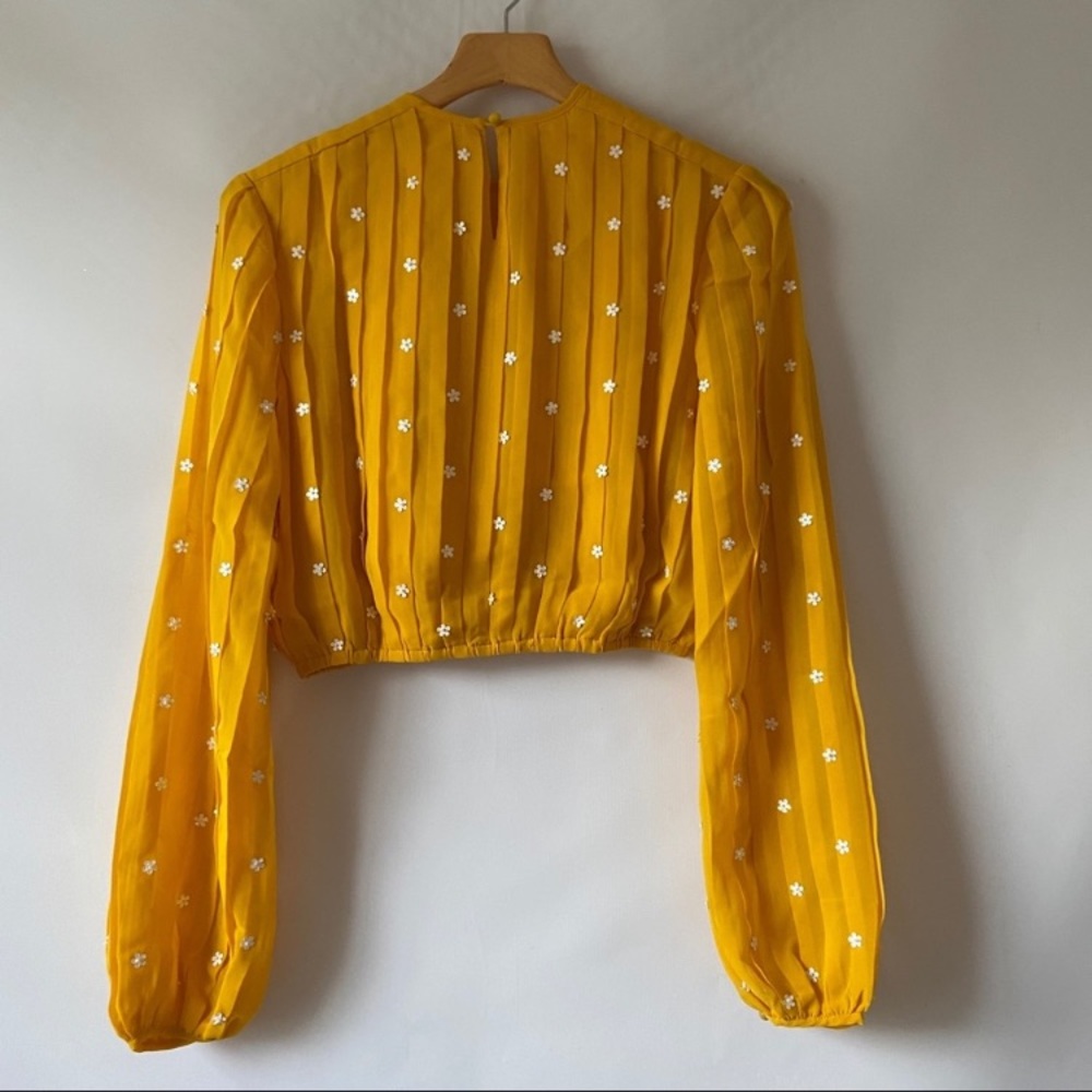 NEW Beach Riot Maddy Yellow Daisy Blouse Top - Picture 7 of 9